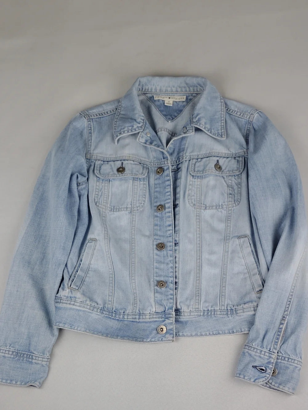 Tommy Hilfiger Women's Vintage Light Wash Denim Jacket.